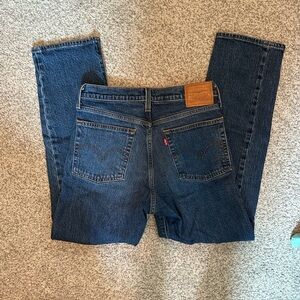 NWOT Levi’s Wedgie Straight Dark Wash